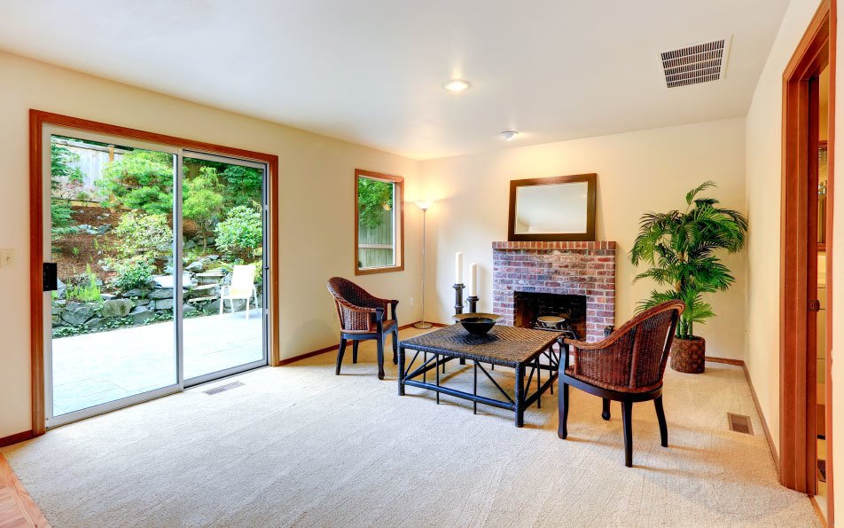 portes-patio dans un salon